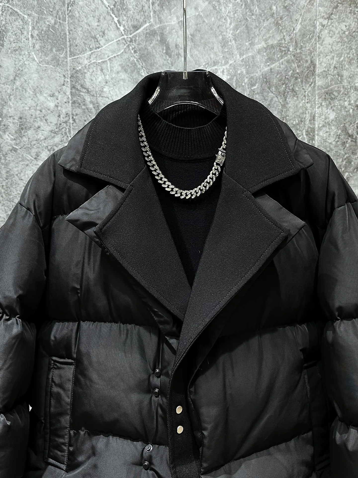 Men's 2025 Winter New Faux Two-Piece Collar Splicing Parkas Fashion Loose Trendy Pocket Decoration Coats Thickened Warm Parkas