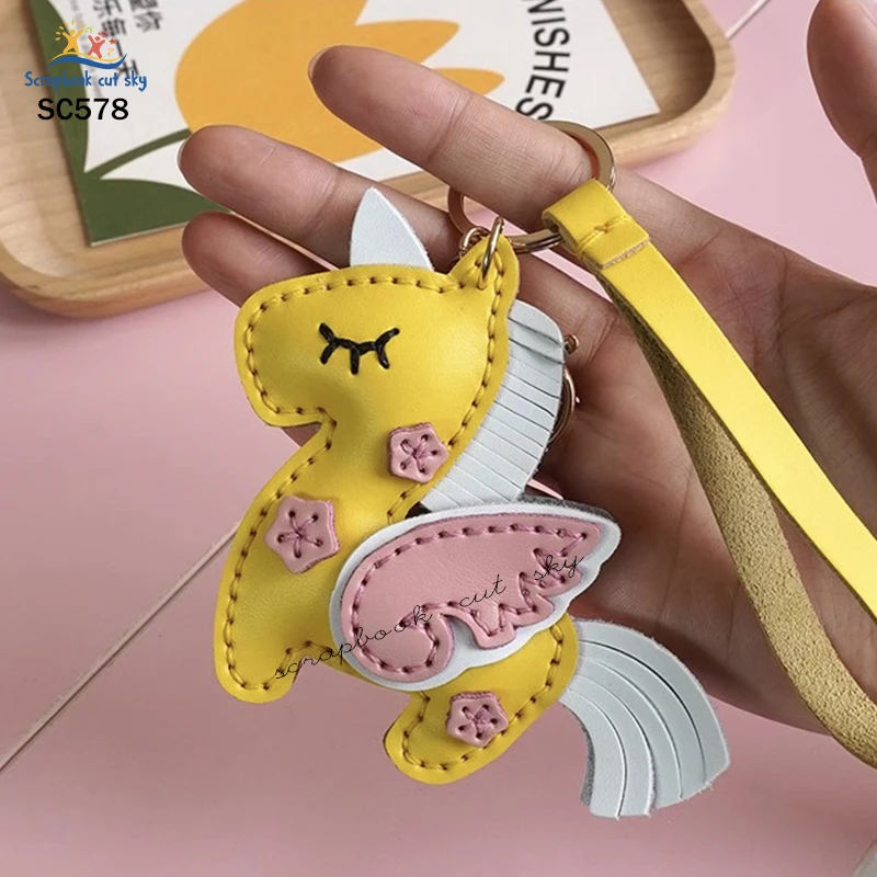 

Деревянный штамп для резки подвески в виде единорога, используемый с большинством машин для резки, SC578