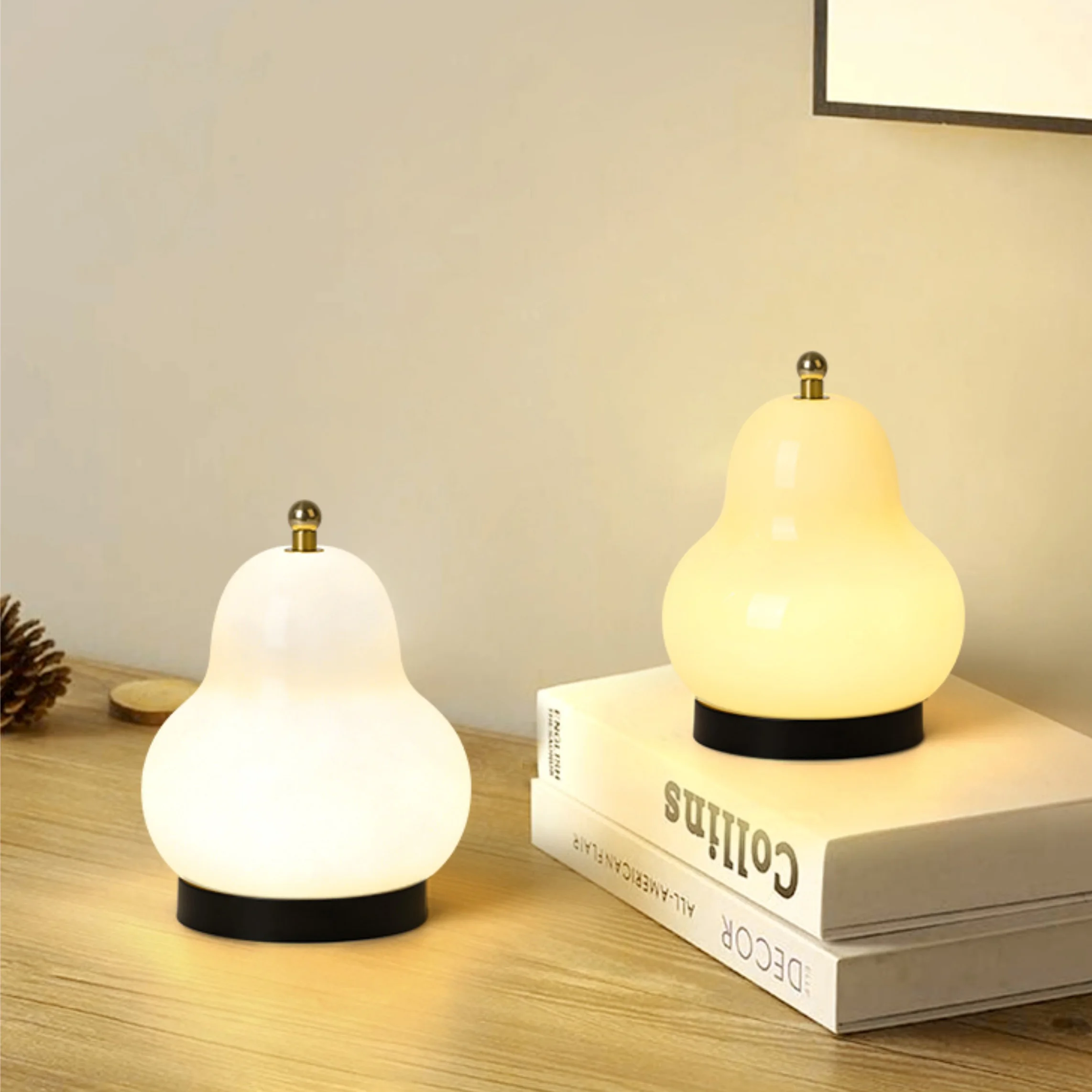 Dimmable 5W LED French Retro Milky Pear Gourd Table Lamp USB Rechargeable Desk Portable Bedside Night Light Color Change Hotel