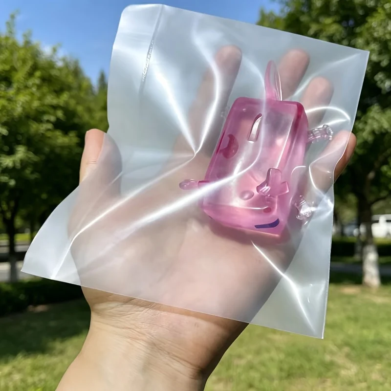 

Pink transparent Asolot lizard squeeze toys, transparent crystal salamander soft and fluffy toys, sensory toys to relieve stress—cute and beautiful desktop decorations for parties and birthdays