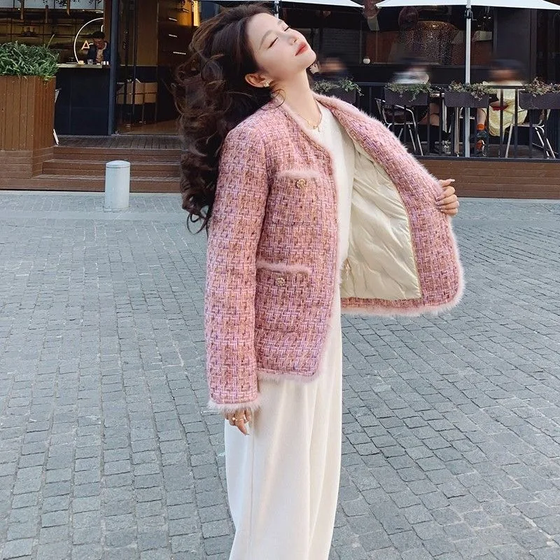 New High End Small Fragrance Tweed Jacket Coat Women Winter Warm Inner Downs Sweet Pink O-neck Pockets Elegant Fashion Outwear
