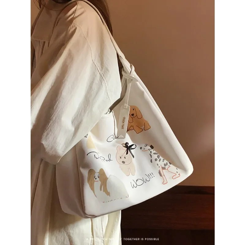 

Nanfeng Chio2nd Graffiti Animal Handbag Women's Large Capacity Original Niche Shoulder Bag