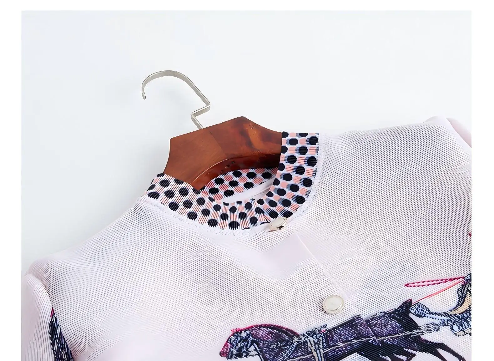 ชุดเดรสลายดอกไม้แฟชั่นมิยาเกะ ชุดเดรสผู้หญิงใหม่สำหรับฤดูใบไม้ผลิ/ฤดูร้อน ไซส์พลัสระดับไฮเอนด์สำหรับคุณแม่วัยกลางคน