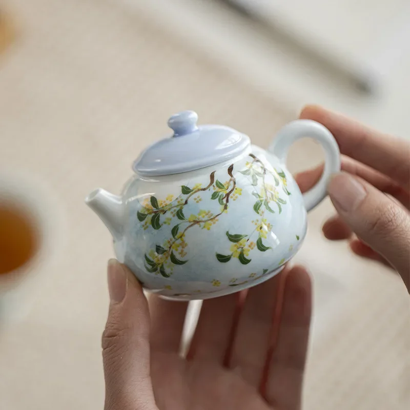 135ML Qingshan Blue Hand-painted Gui Ying Nongyue Ceramic Sketch Pot Kung Fu Te Set Ball Hole Filter Household Brewing Teapot