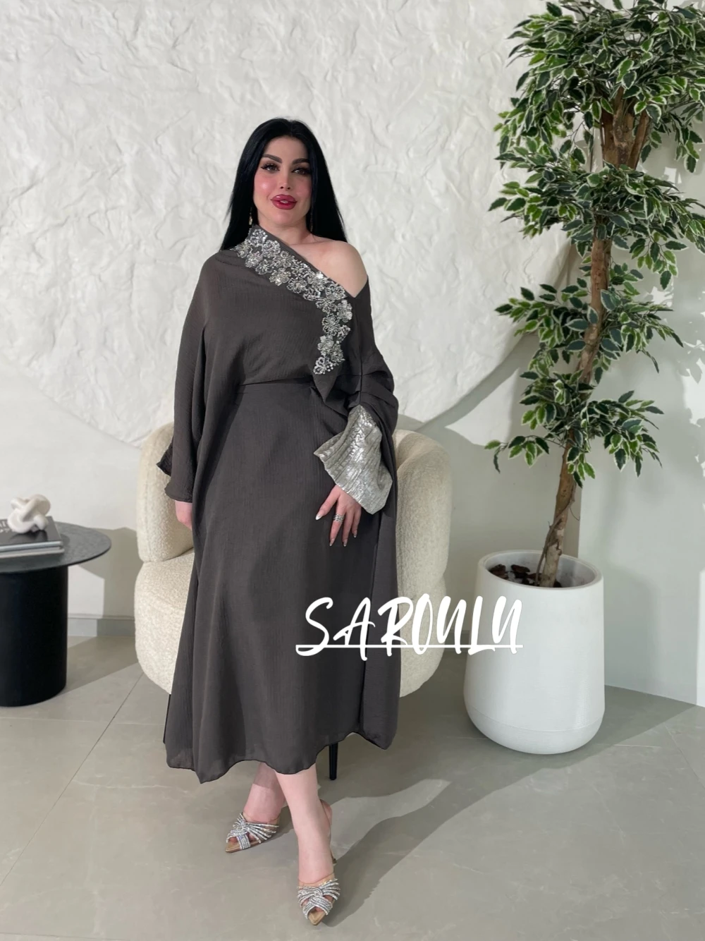 

Silver Sequin Embroidery Evening Dress Plus Size Off Shoulder Women Prom Gown Abaya Flowing Modern Elegant Party Wear