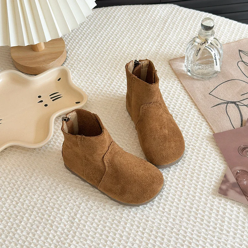 

2025 Autumn & Winter Girls' Casual Ankle Boots Brown Retro Children's Shoes Soft Sole Comfortable Toddler Kids' Short Boots