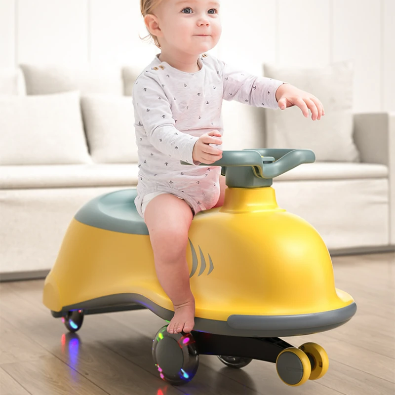 

Cartoon Shape Light Wheel Twister Car Children's Yo-yo Car Male and Female Baby Anti-rollover 3-year-old Toy Sliding Scooters