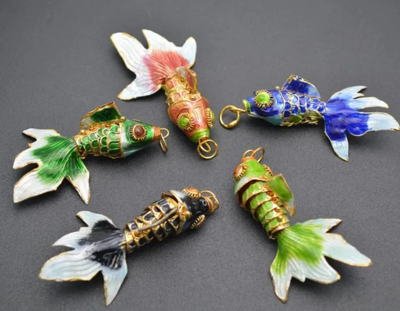 5pcs Bright Colors Chinese Enamel Wiggling Small 3.5cm Cloisonne Goldfish Fish Cute Charms Pendants For Fashion Earring Making