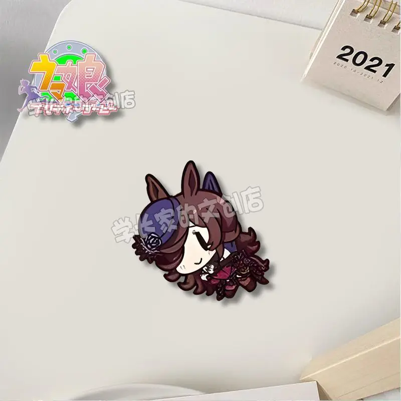 بروش ديربي جميل أنيمي ، شارة أكريليك ، دبابيس كرتون ، ديكور ذاتي الصنع ، إكسسوارات ملابس حقائب ظهر ، صمت طوكيو ، سوزوكا