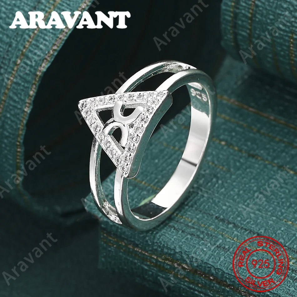 

925 Sterling Silver Triangular Zirconia Ring - A Unique And Versatile Gift For Women, Perfect For Formal Occasions And Occasions