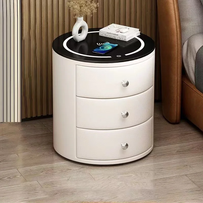 طاولة بجانب السرير فاخرة وذكية مع غلاف جلدي بثلاثة أدراج للتخزين ورف بجانب السرير للشحن اللاسلكي #1