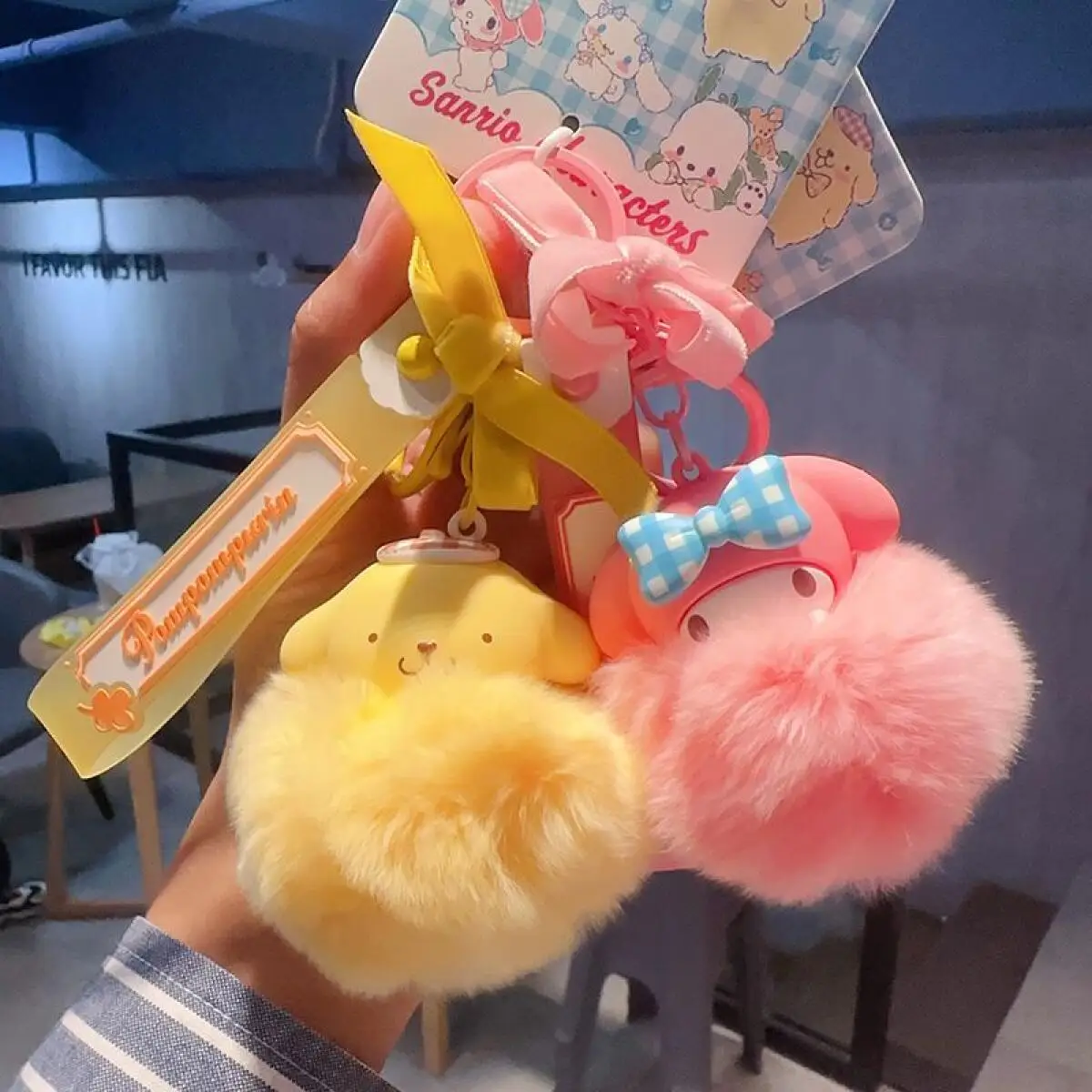 

Плюшевый брелок-шарик Sanrio с Пом Пом Пурином и Синамороллом, ПВХ-браслет, брелок-бантик, украшение для школьной сумки, парный кулон, небольшой подарок