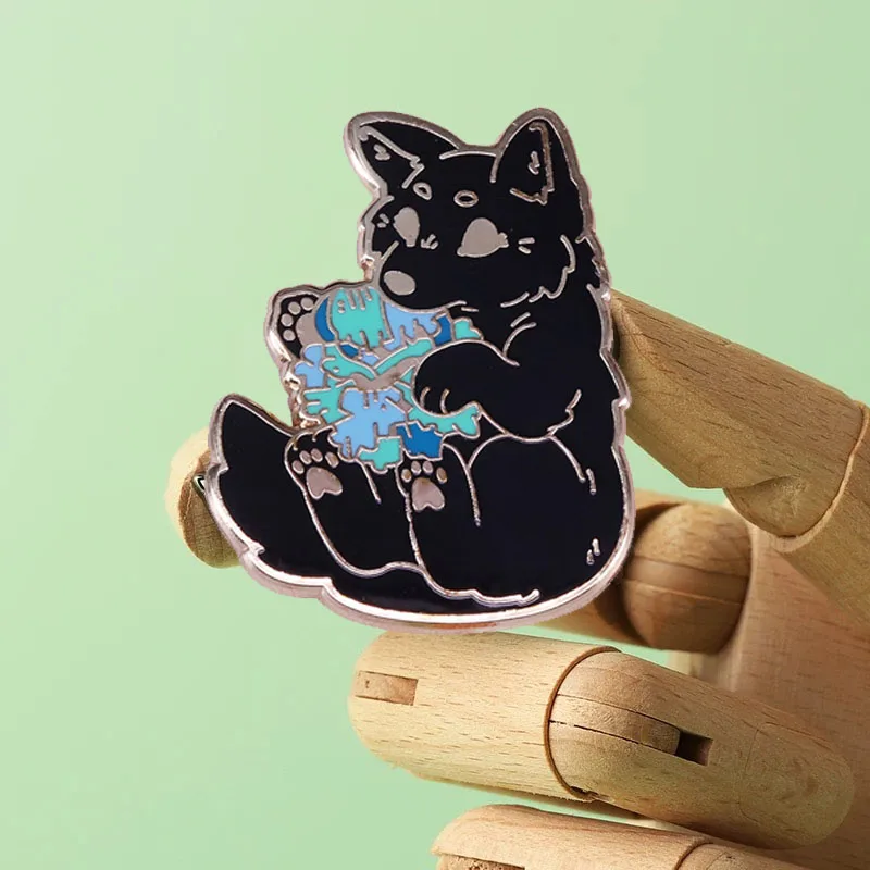 Black Wolf Badge Shiny Wolf Viper Brooch Gorgeous Art Collection Clothes Bag Decoration