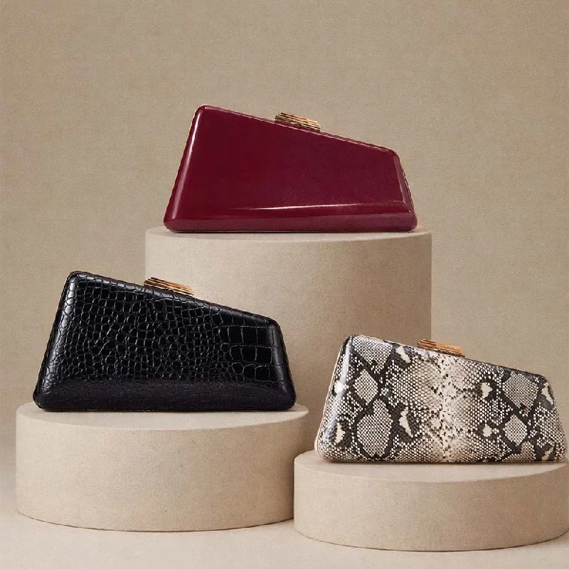 حقيبة كلاتش ذات شكل فريد. الكتف جلد الثعبان طباعة مساء بو الجلود موضة الوافدين الجدد Crossbody الفراء امرأة المرأة حفلة صغيرة