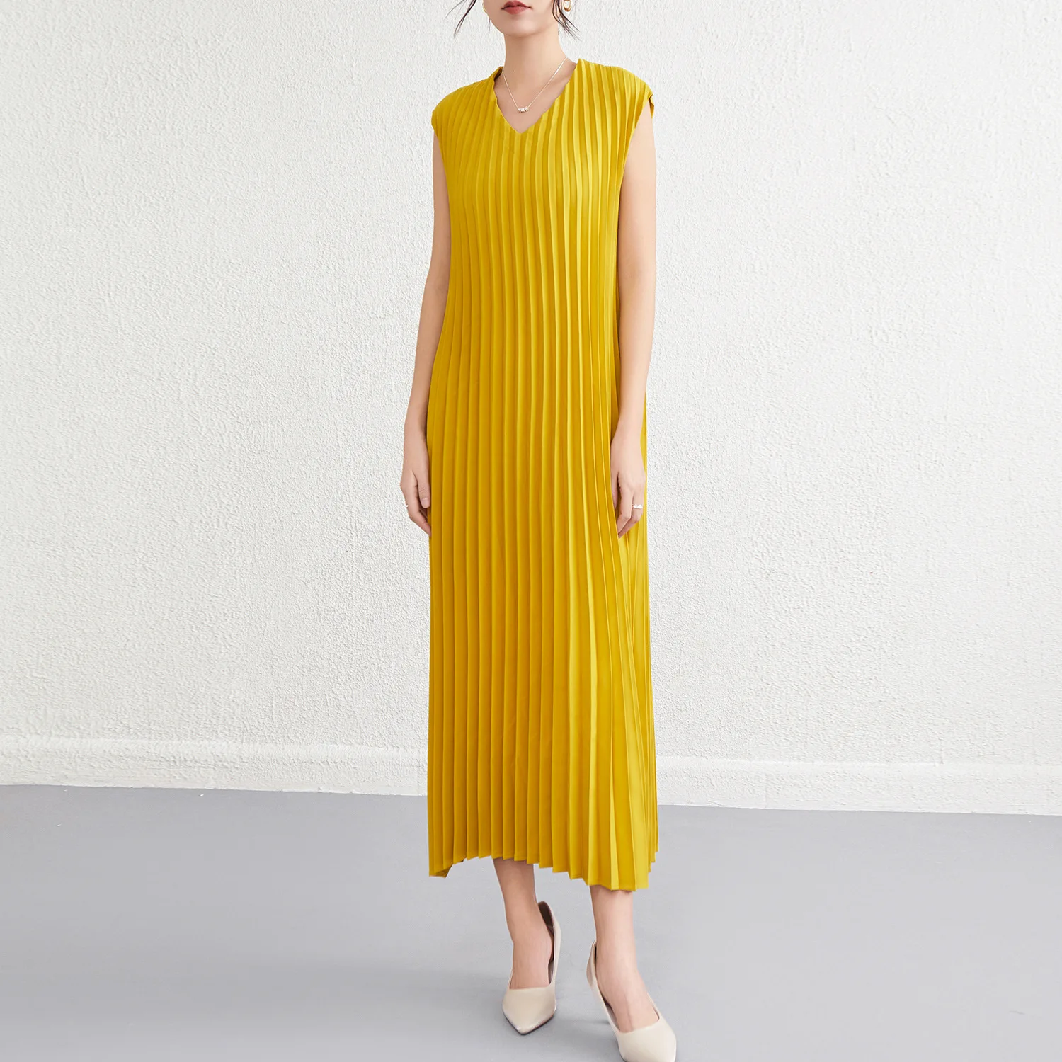 Vêtements plissés, vente directe d'usine, personnalisation acceptée, robe décontractée pour dames, robe plissée