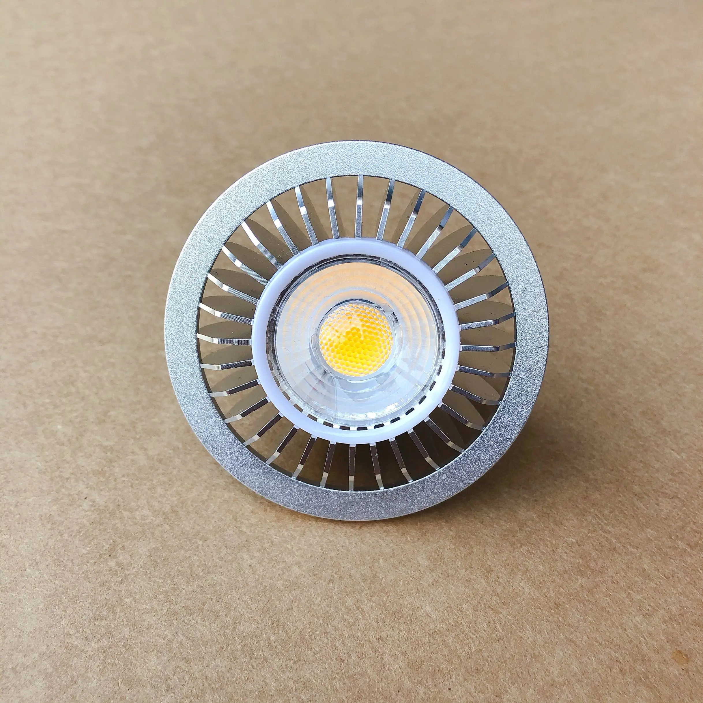 Dimbare 7W AR70 B15D Led Spotlight B15 AC85-265V/DC12V Home/Commerciële Verlichting BA15D AR70 Lamp Lampen Led spotlight