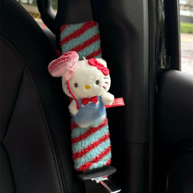 Hello Kitty New Striped Fluffy Don't Kick The Ballseat Belt Shoulder Protector Wysokiej jakości osłona ochronna do dekoracji samochodu