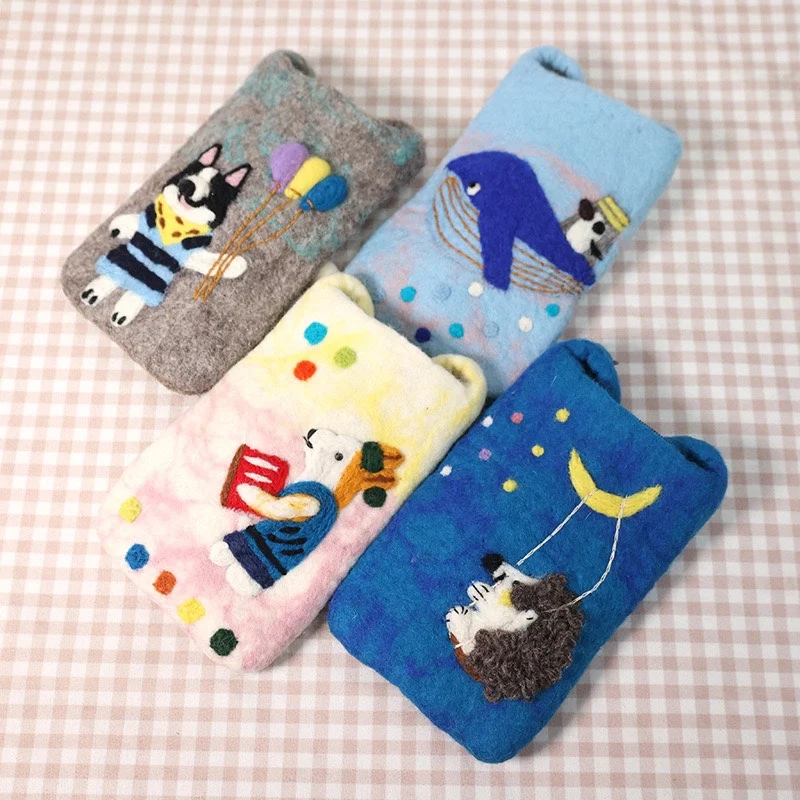 Handmade Wool Felt Phone Bag Crossbody Satchel Dog Pattern Women's Fashion Accessory Large Size Personalized Forest Girl Style