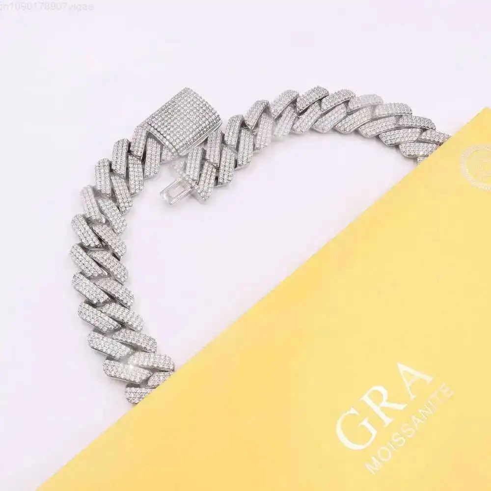 

Custom Design Hip Hop Jewelry Moissanite 925 Silver Iced Out Cuban Chain Necklace Silver Pass Diamond Tester