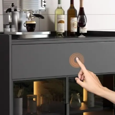 Vardagsrum Glasdörr Tevattenskåp Förvaringsskåp Kökslåda Förvaringsskåp Dekorativa Sovrumsmöbler 8 best sales skåp med glasdörr - №6