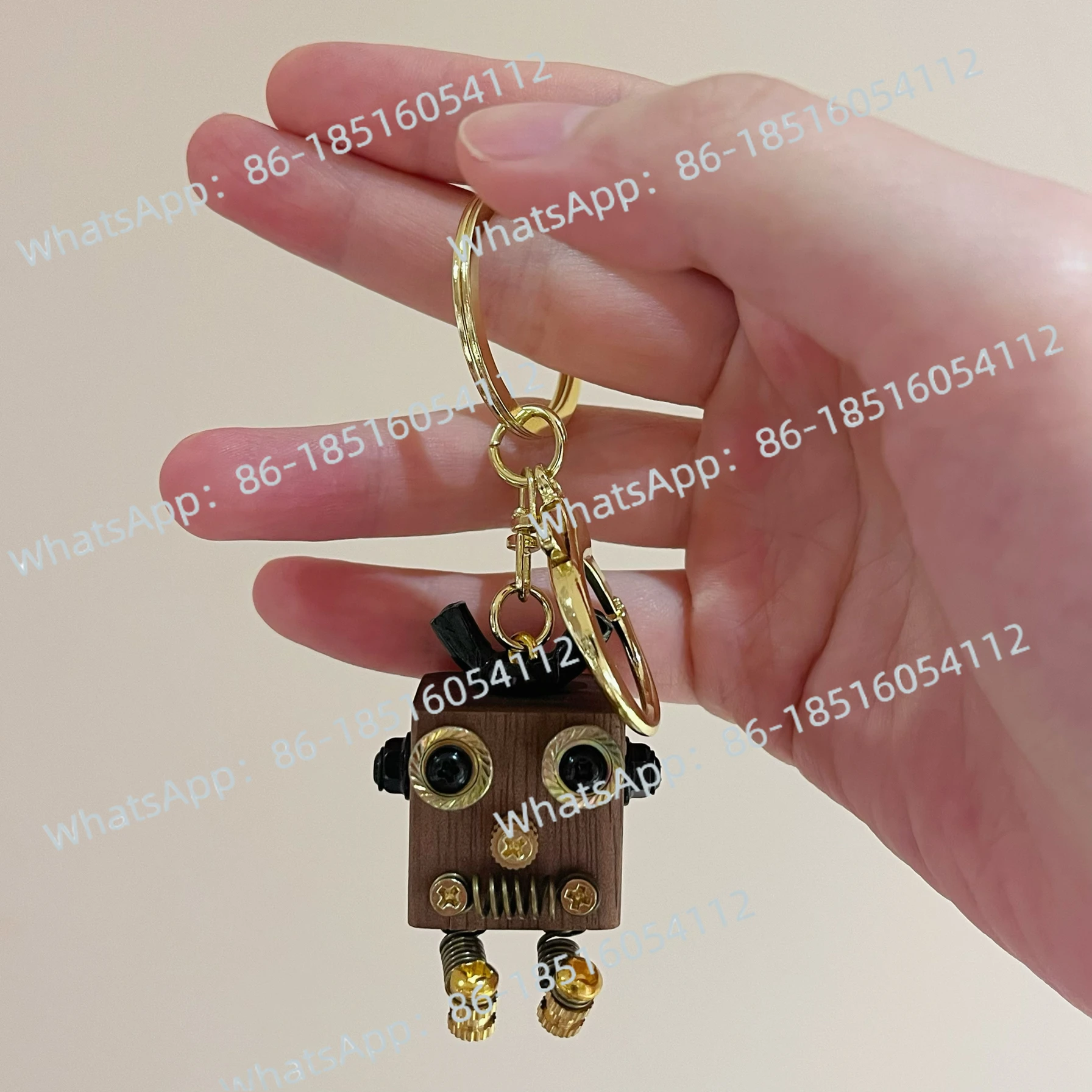 Original Handmade DIY Punk Steam Wood Robot Keychain Backpack Jewelry Personalized Creative Schoolbag Pendant