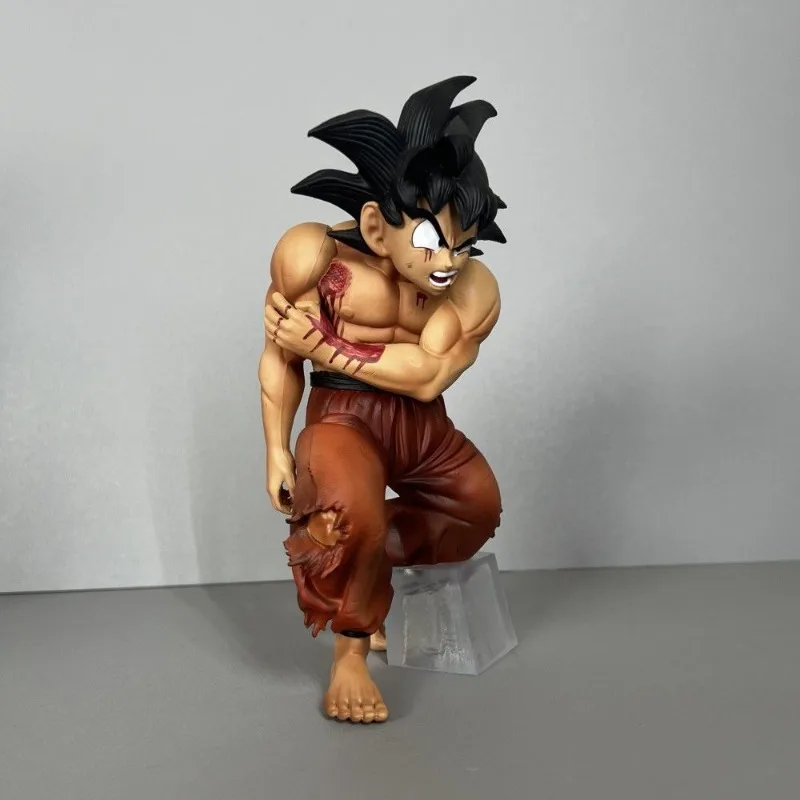 Bandai Dragon Ball Action Figures Son Goku Il mondo Associazione di arti marziali Modelli di statue Ornamenti Anime Merchandise Regali