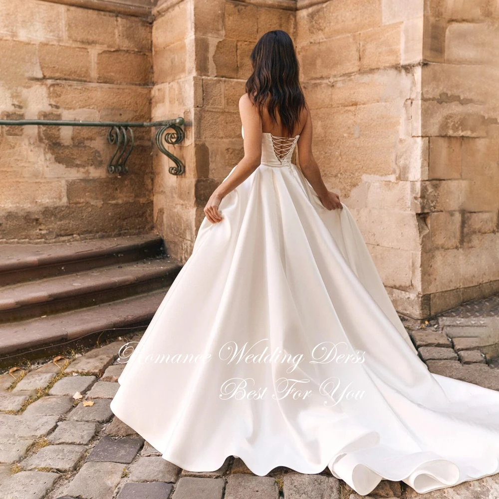 Nowoczesna suknia ślubna w kształcie litery A z dekoltem w serek, plisami, odpinanym trenem, satynowa, z odkrytymi plecami, długość nad kolano, suknia ślubna Vestidos De Novia, możliwość personalizacji.