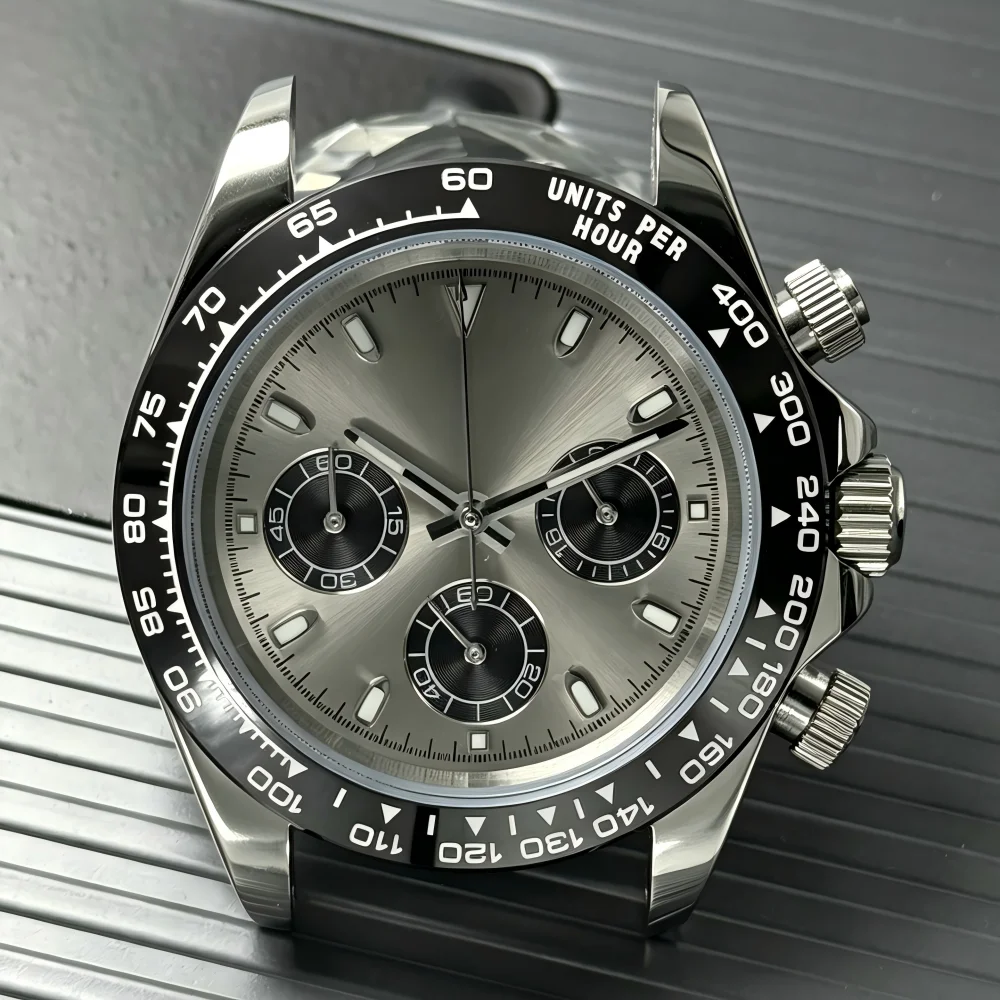 Original men's wristwatch with a watch face, customizable strap, casual sports style luminous chronograph wristwatch