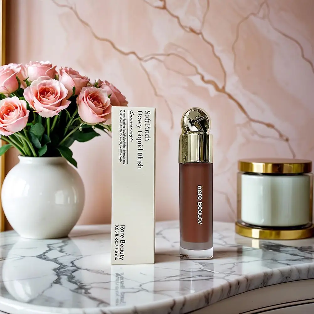Colorete en polvo líquido mate de belleza rara, resistente al agua, a prueba de sudor, ilumina la baja saturación, maquillaje Facial hidratante Natural