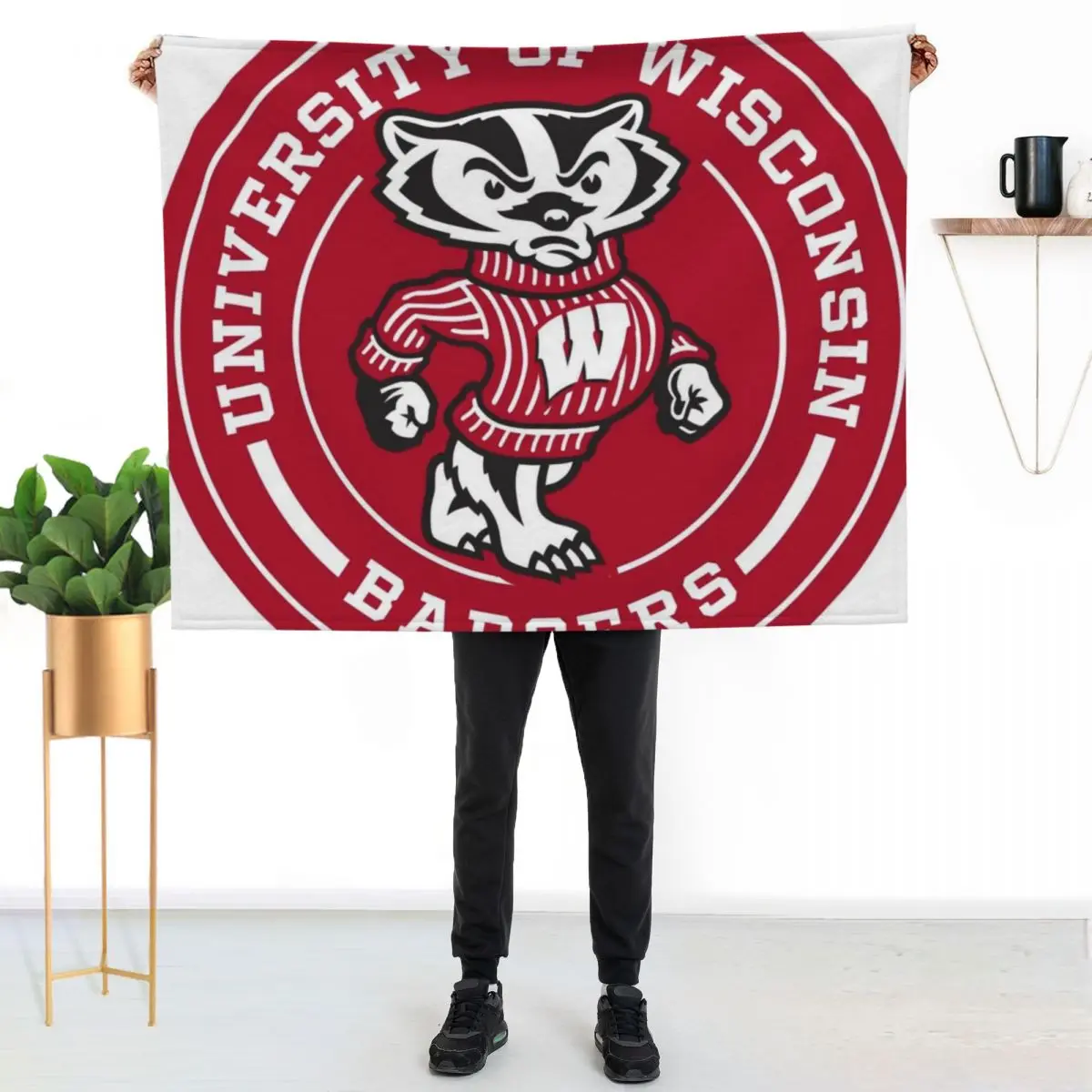 Uw - Madison Circle…