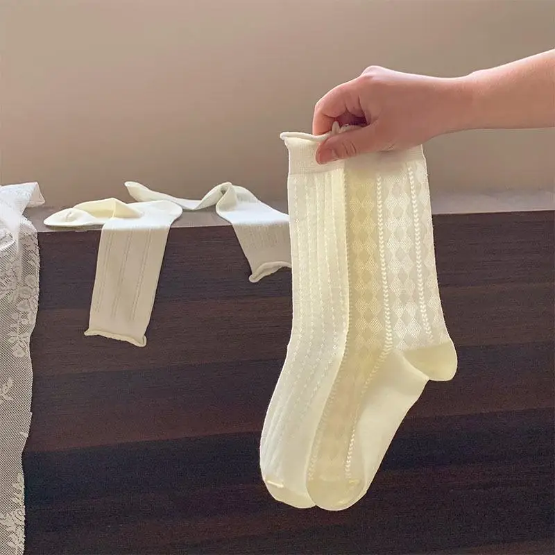 

Sweet White Hollow Out Middle Tube Socks Socks For Women Thin Summer Casual Simple Girls Fashion Comfortble Socks