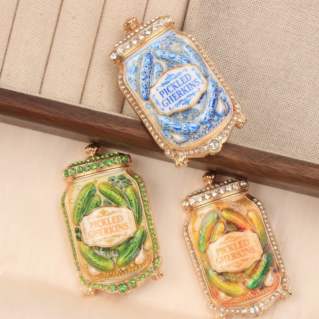 Baroque Luxury Cucumber Canned Vegetable-Inspired Brooches and Pins for Men and Women, Jewelry, Fashion Accessories,Party Gifts
