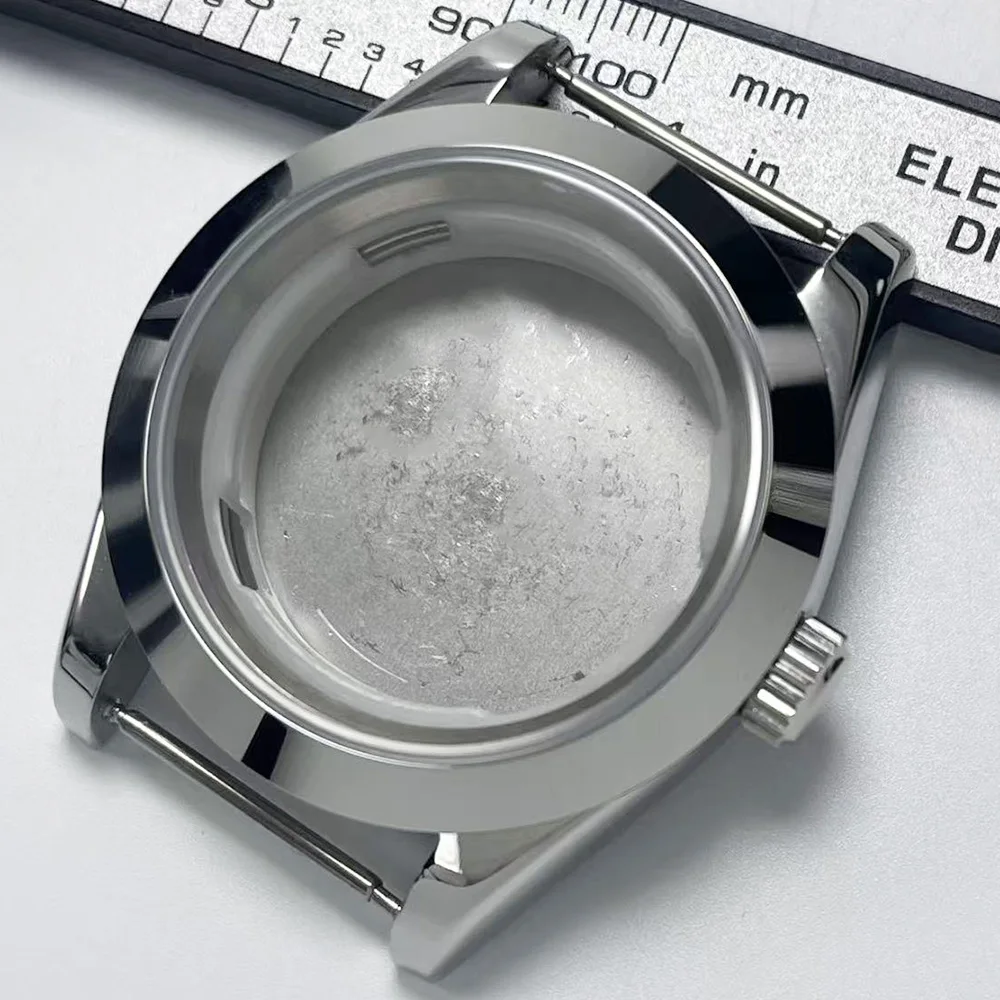 

39mm silver case with sapphire glass, water-resistant, stainless steel, 8215, Seagull ST1612 movement, watch case accessories