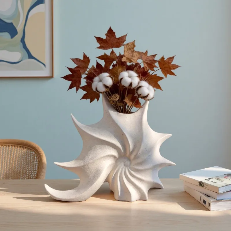 Artistic Ceramic Vase with High-end Feeling, Hydroponic Flower Arrangement with Conch, Unique, Office Vase, Home Decoration