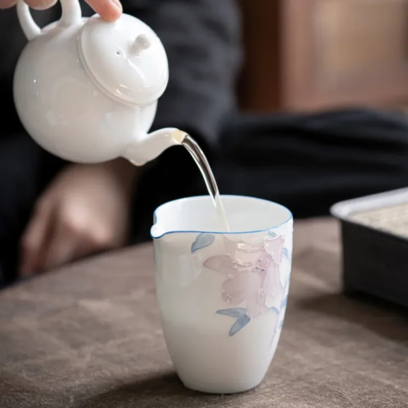 210ml Chinese Ceramic Fair Cup Cha Hai Handmade Three-dimensional Relief Flowers Teacup Household Porcelain Tea Set Accessories