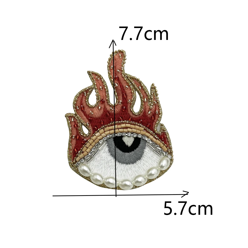 moda 3D Handmade Rhinestone Beaded Patches Heart Sew on Crystal Patch beading Applique Cute Patch Płonące oczy Medals