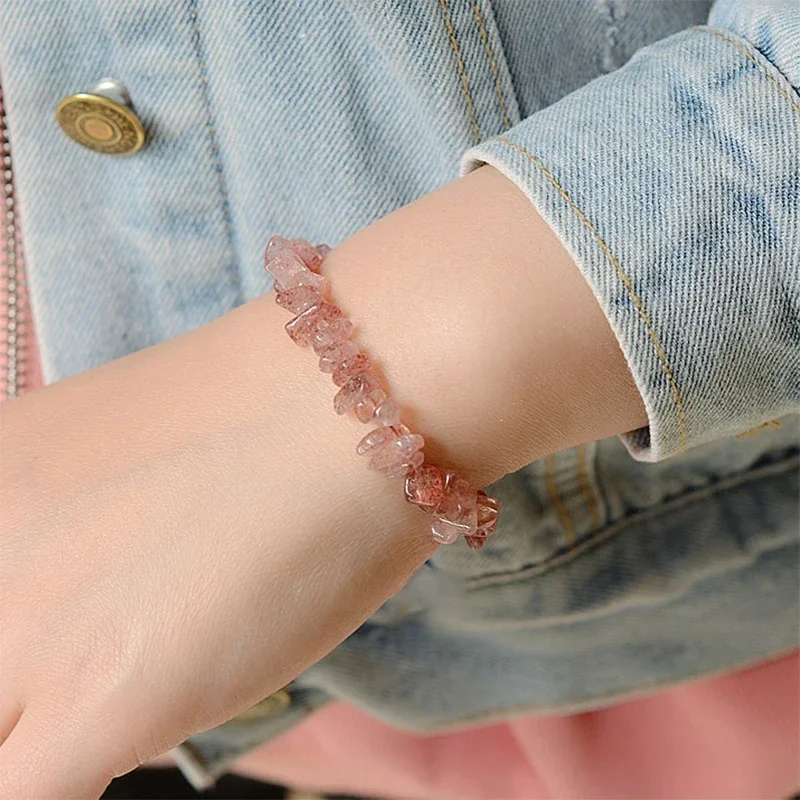 Natural Crystal Crushed Stone Bracelet Irregular Reiki Lucky Elastic Bracelet Ladies Fashion Strawberry Crystal Amethyst Jewelry