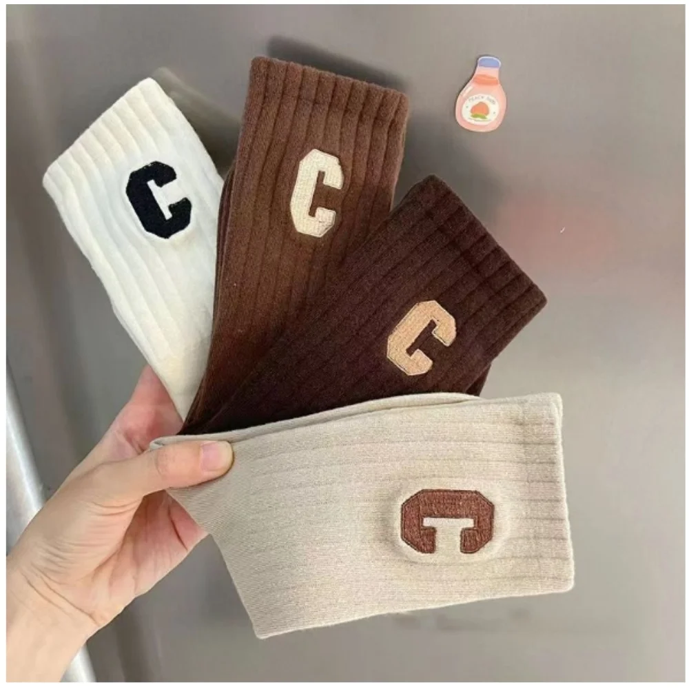 

1/2 пары вышитых носков из чистого хлопка для мужчин и женщин, повседневные спортивные носки.