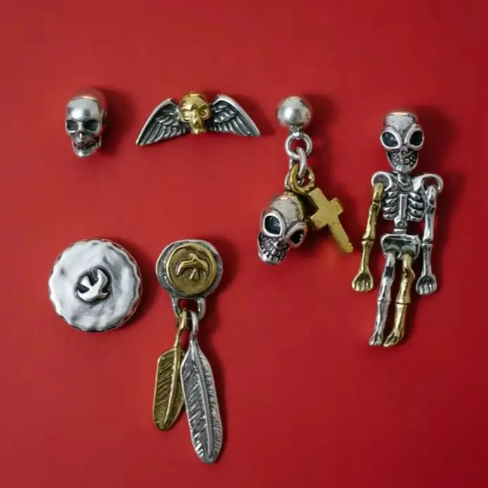 Gothic Gothic trendsetter female sterling silver skull vintage earrings male single punk earrings personalized Thai silver jewel