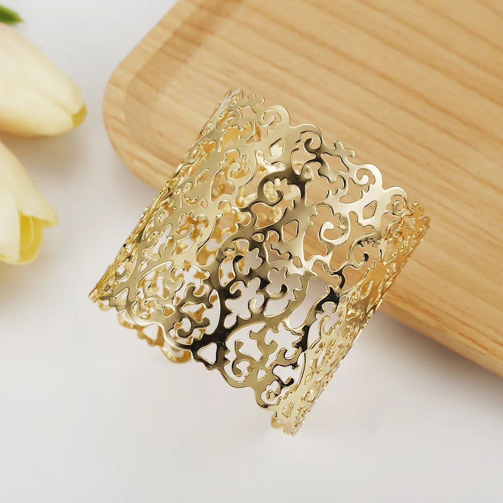 Hollow foreign trade women's bracelet nightclub popular bracelet, Amazon bracelet wish European and American napkin buckle brace