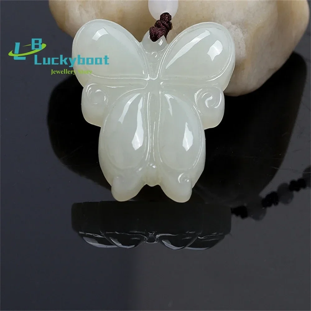 Natural Hetian White Jade Butterfly Pendant Simple, Warm, Delicate, and Exquisite Sculpture Fashion Butterfly Men's and Women's