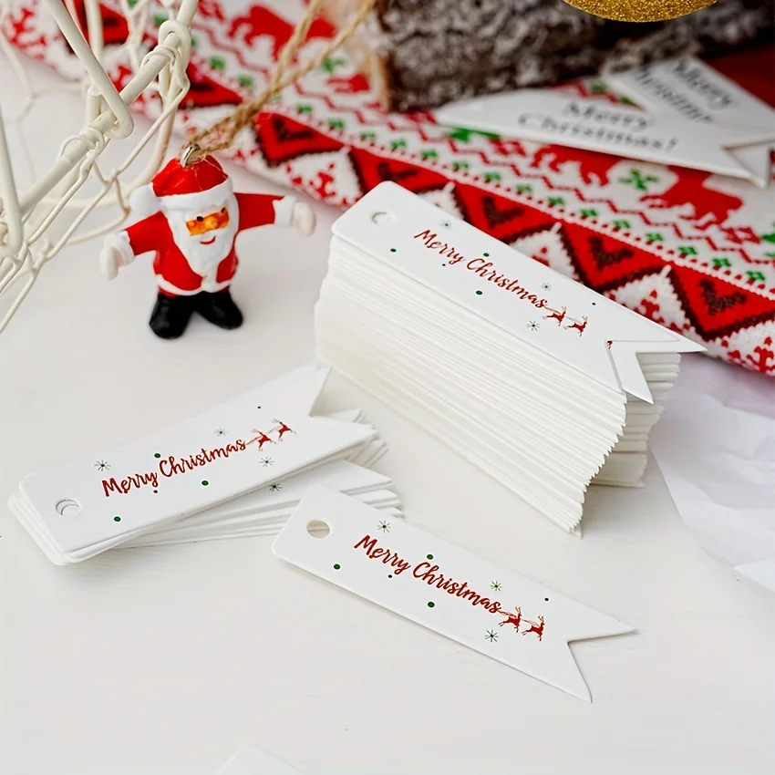 علامات هدايا عيد الميلاد الصغيرة، علامات هدايا عيد الميلاد، علامات عيد ميلاد سعيد صغيرة، علامات هدايا ورق كرافت مع بطاقة علامة تعليق لتغليف الحبل