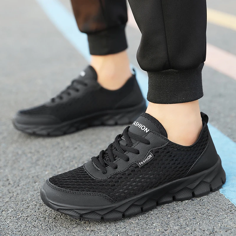 Men's Running Shoes New Mesh Breathable Casual Comfortable Sports Shoes Lightweight Fashion Slip-On Outdoor Walking Men's Shoes