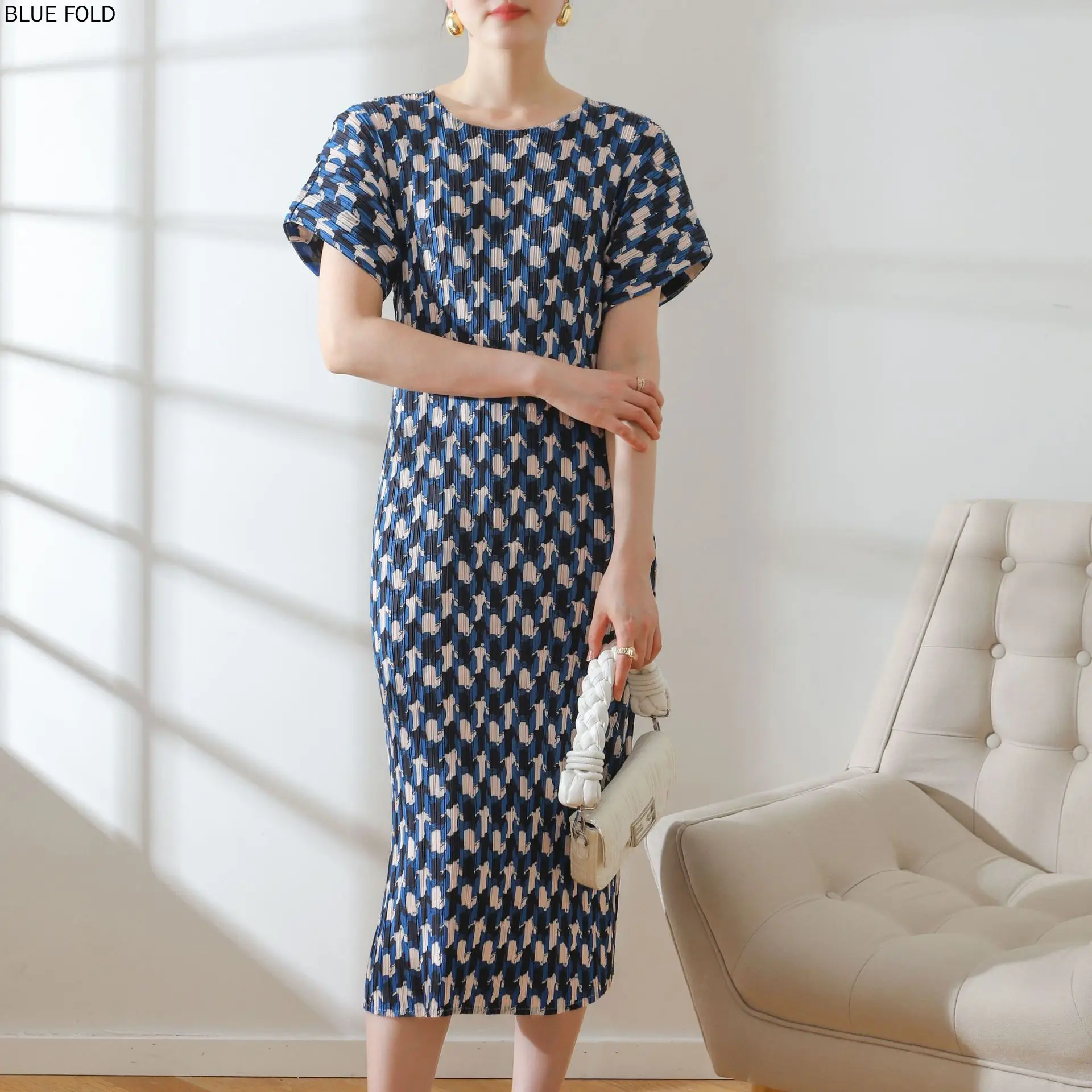 

2024 Summer Miyake High-end Pleated New Printed French Puff Sleeve Dress PLEATS Vestido Robe Elegant High Quality Clothes