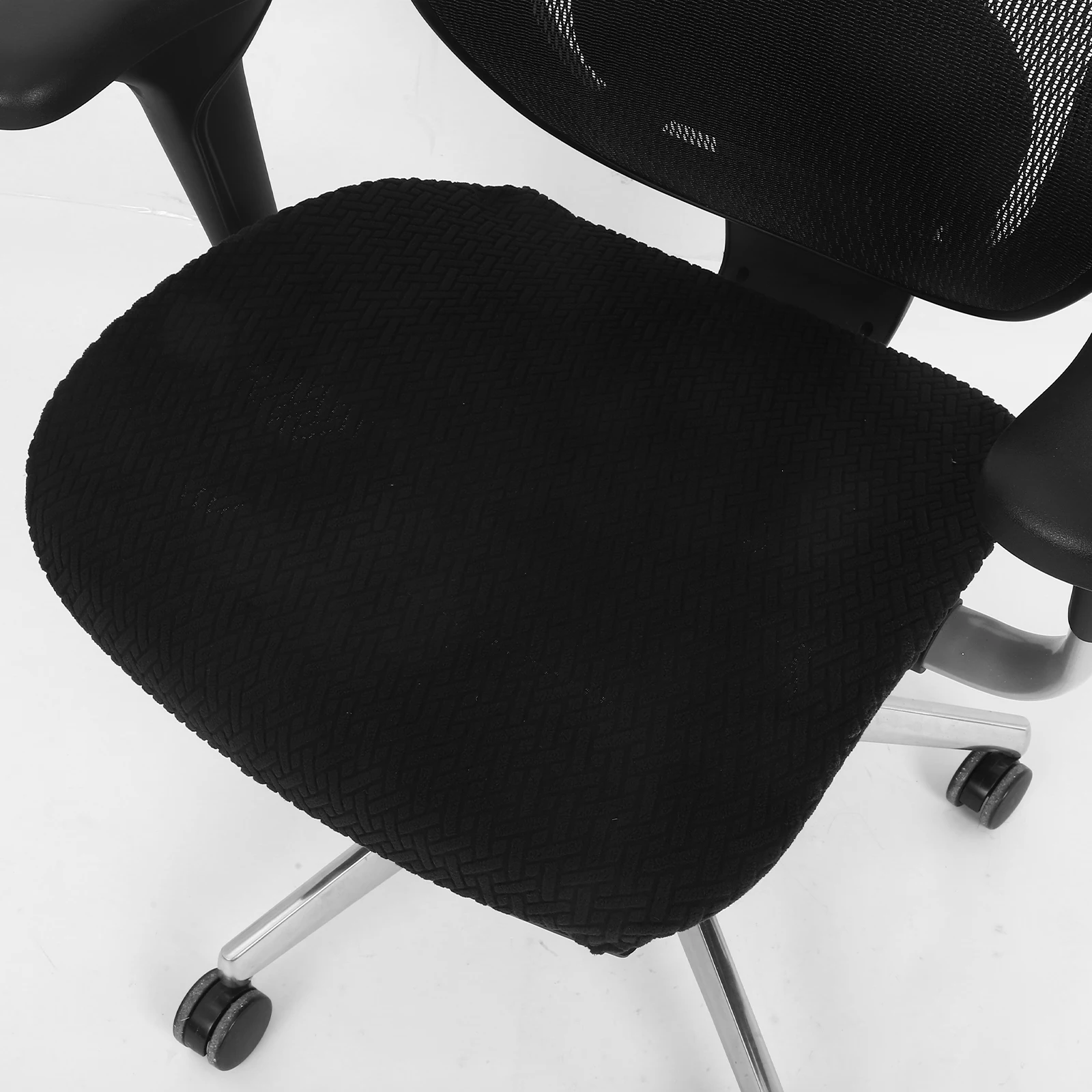 

Universal Office Chair Cover Stretchable Elastic Anti-Slip Computer Desk Chair Protector All-Season Removable Seat Cover