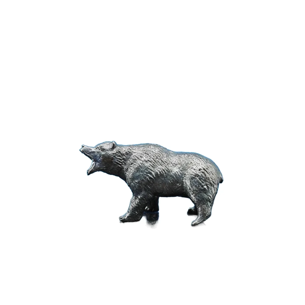 

Mini Brass Bear Figurine – Vintage Metal Animal Miniature, Desk Decor & Collectible Ornament