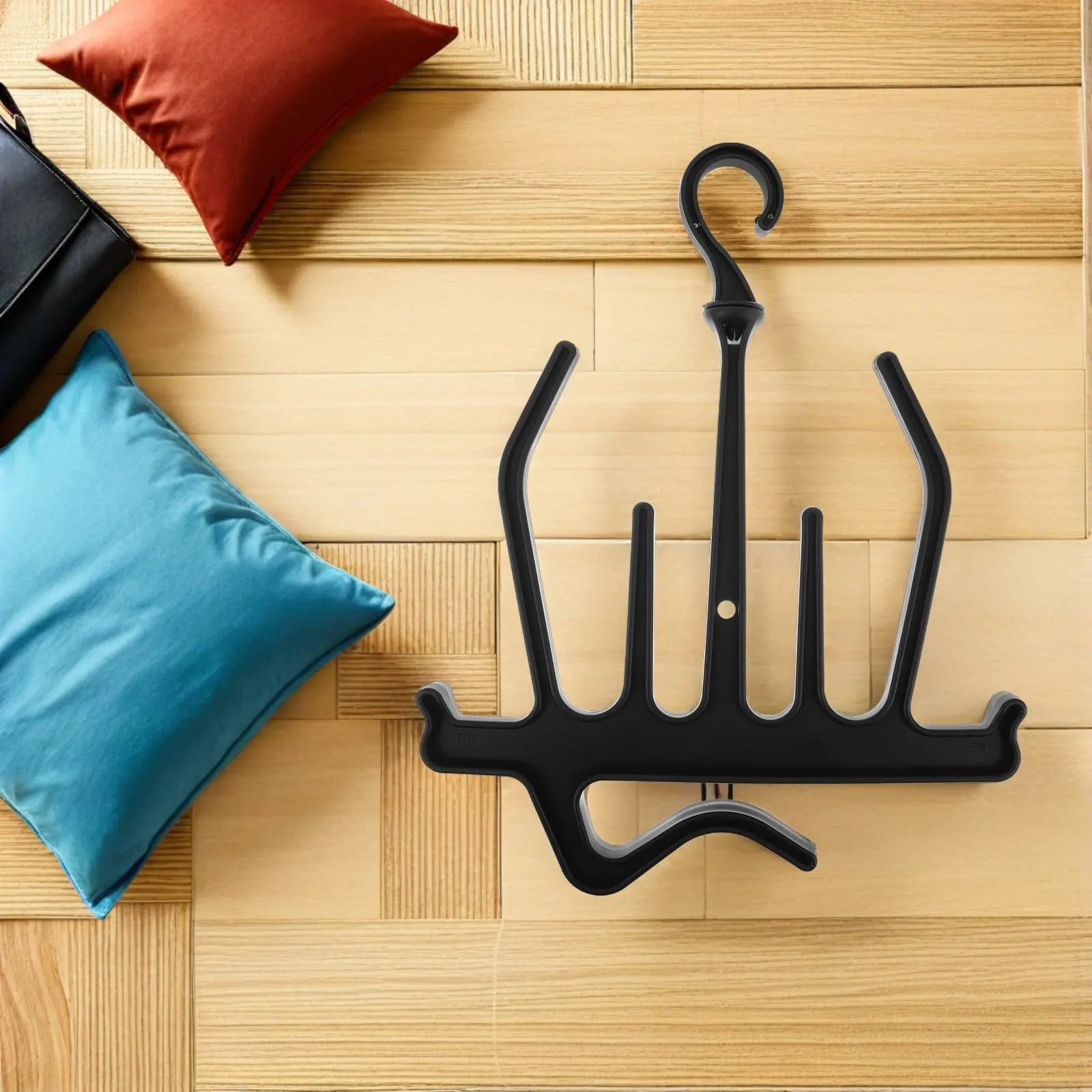 

Пластиковая вешалка для гидрокостюмов: прочная, вентилируемая конструкция, быстросохнущая, противоскользящая, многофункциональная вешалка для нижнего белья