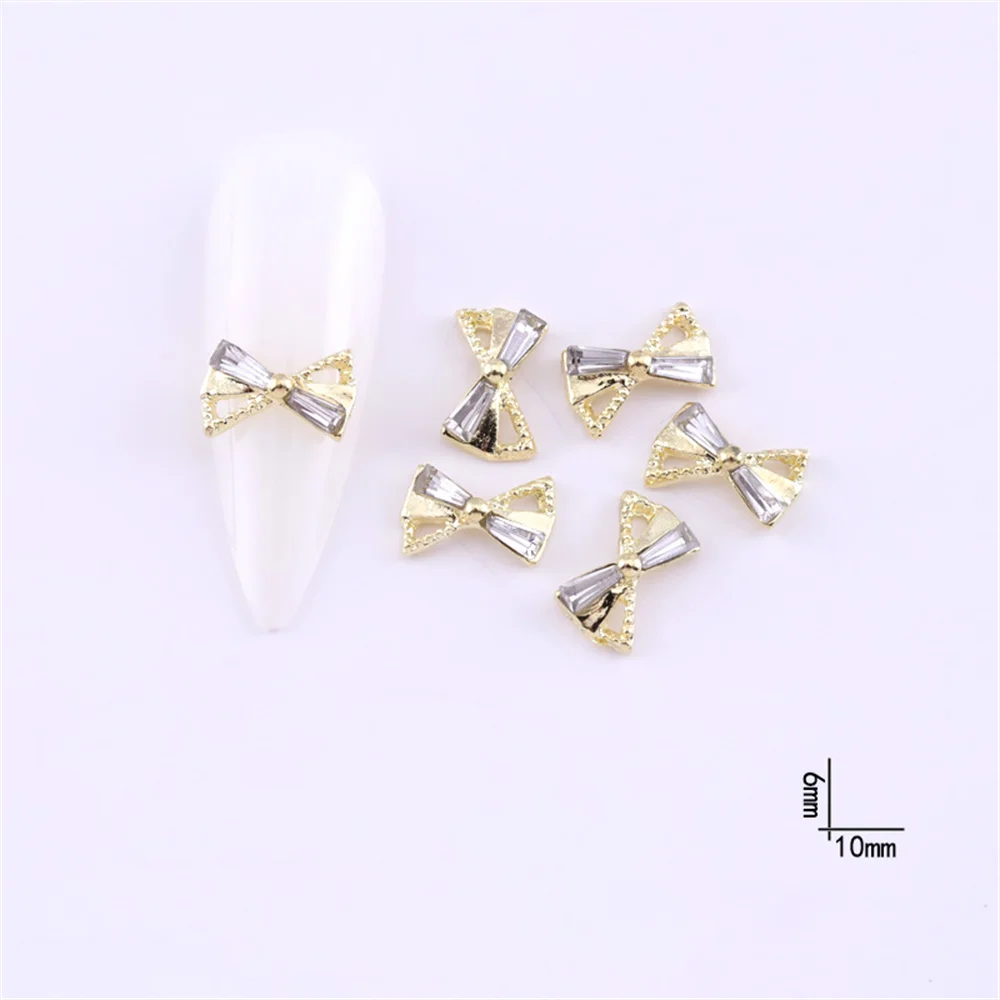 10Pcs Bowtie Nail Alloy Charms Shinny Gold Silver Bow Designer Charms Nails Luxury Rhinestones Metal 3D Manicure Crystal Diamond