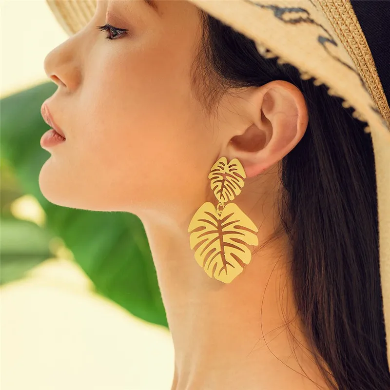 VIVILADY Hot Sale Monstera Beach Leaf Pendant Women Drop Earrings European Brand Tropical Plant Shape Summer Party Jewelry