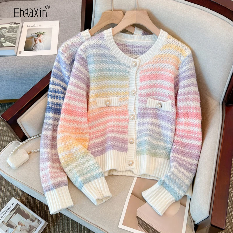 

EHQAXIN Women's Knitwear 2022 Autumn Winter New Loose V-Neck Cardigan Rainbow Stripe Casual Knitwear Coats For Ladies M-4XL